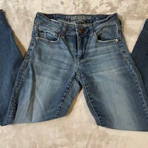 American Eagle jeans size 4